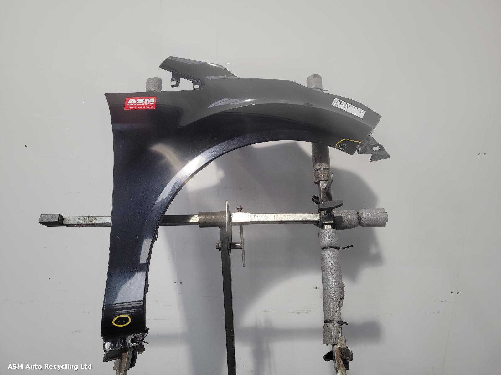 View Auto part R Wing Ford B Max 2014