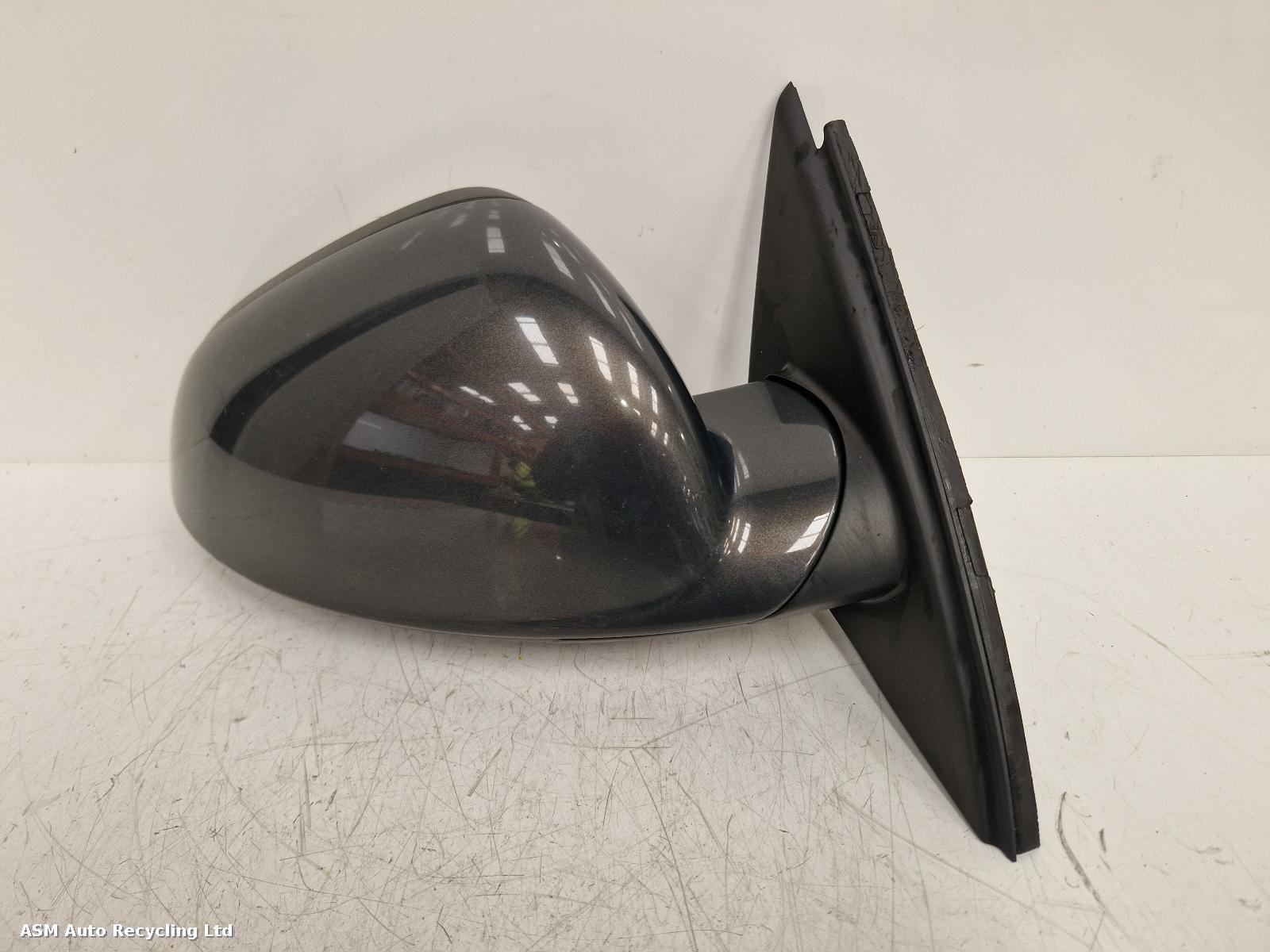 View Auto part R Door Mirror Vauxhall Insignia 2014