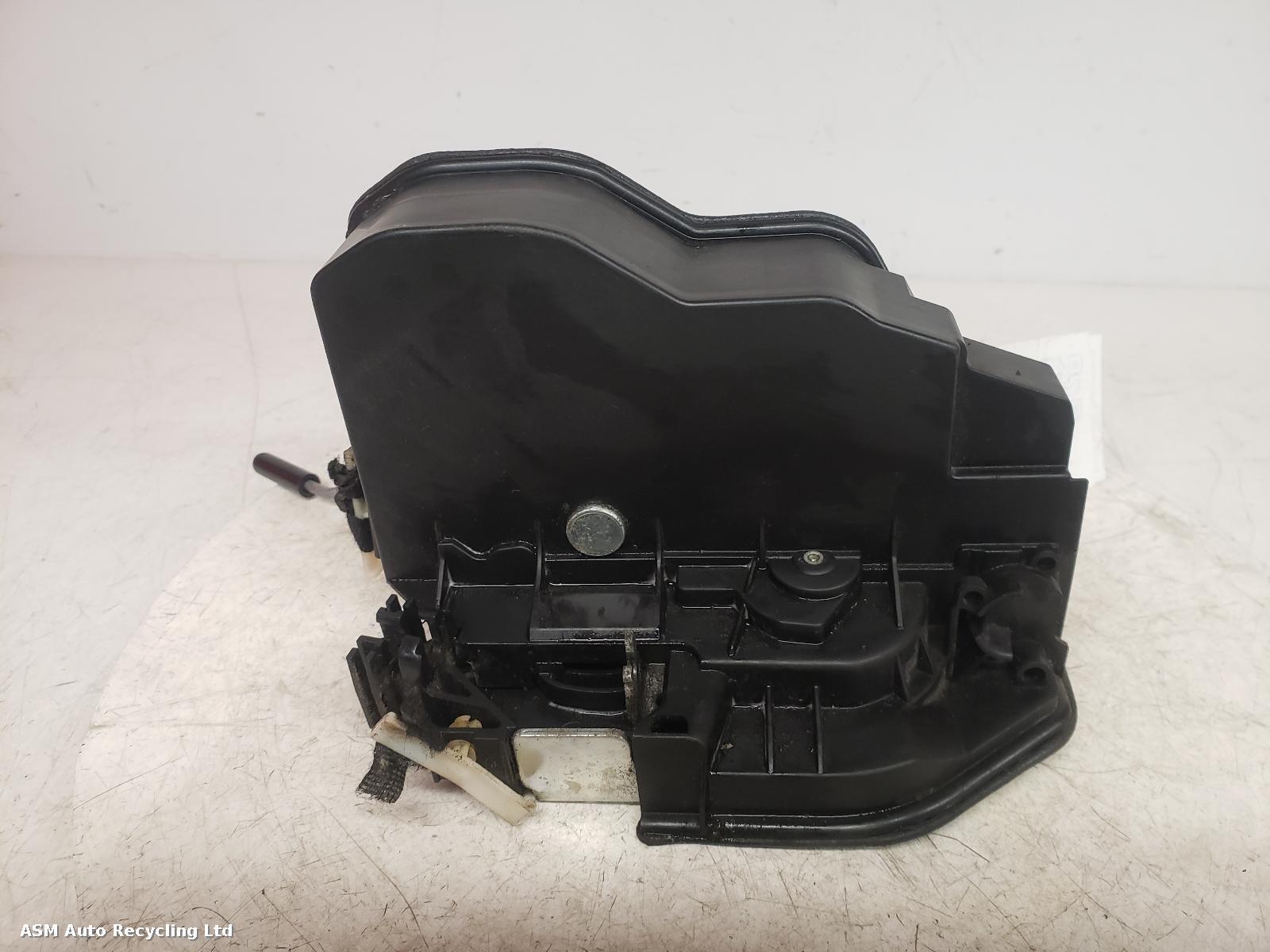View Auto part Door Lock Assembly Bmw 3 Series 2016