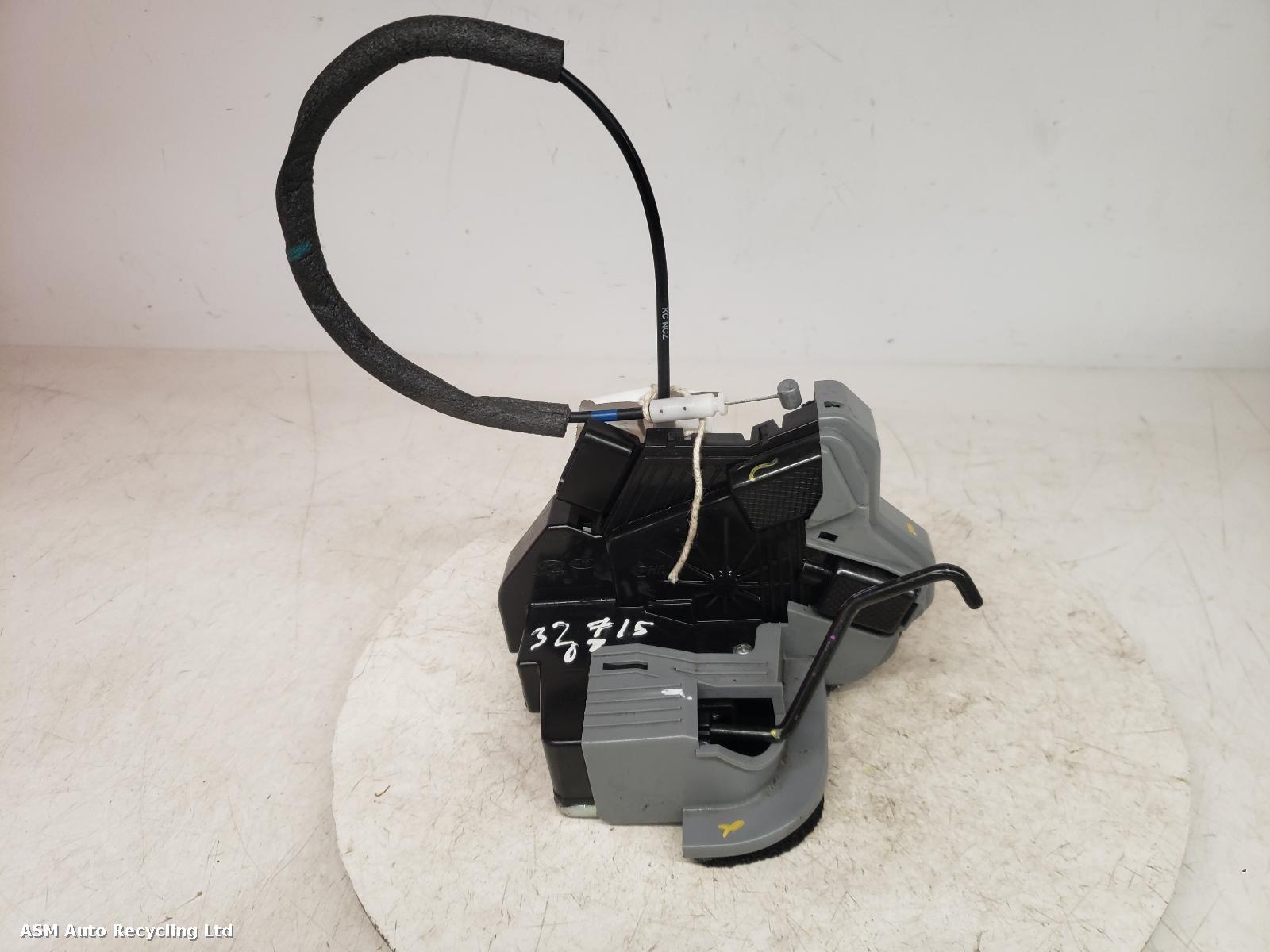 View Auto part Door Lock Assembly Hyundai I20 2019