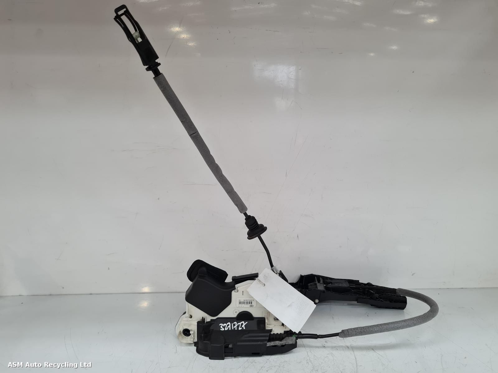View Auto part Door Lock Assembly Volkswagen Polo 2013