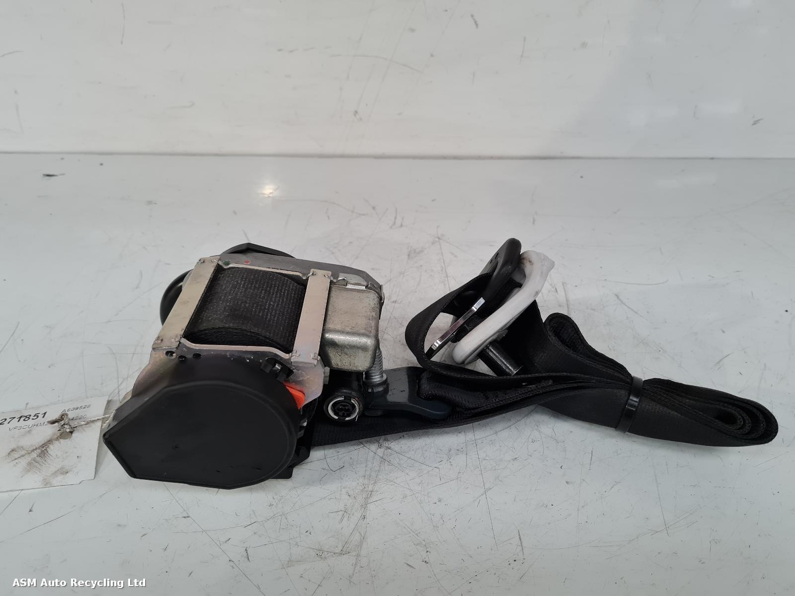 View Auto part Seat Belt Peugeot 2008 2018