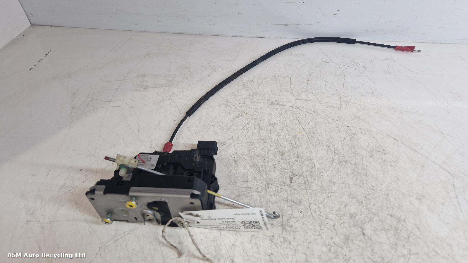 View Auto part Door Lock Assembly Vauxhall Meriva 2014
