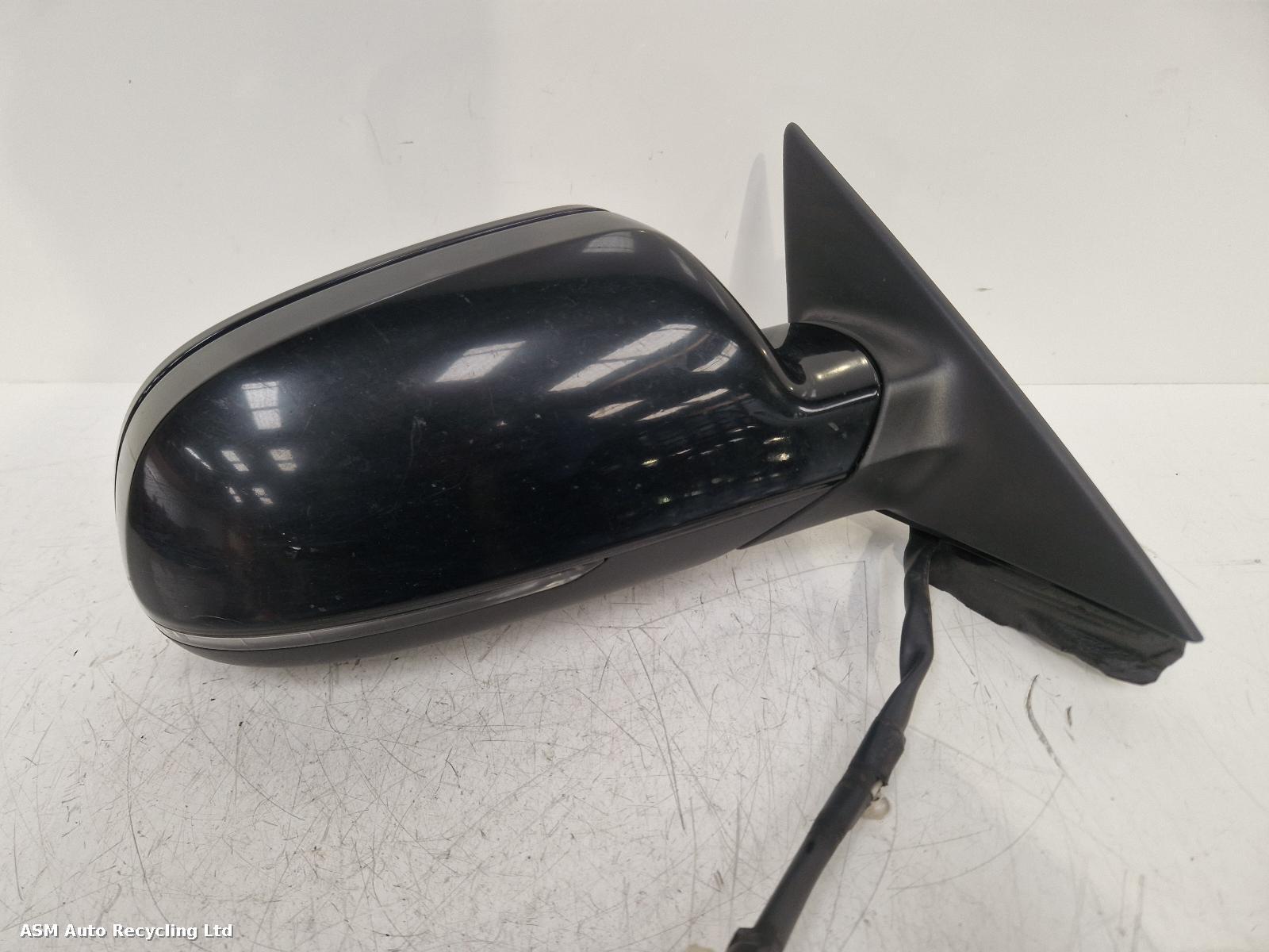View Auto part R Door Mirror Audi A3 2011
