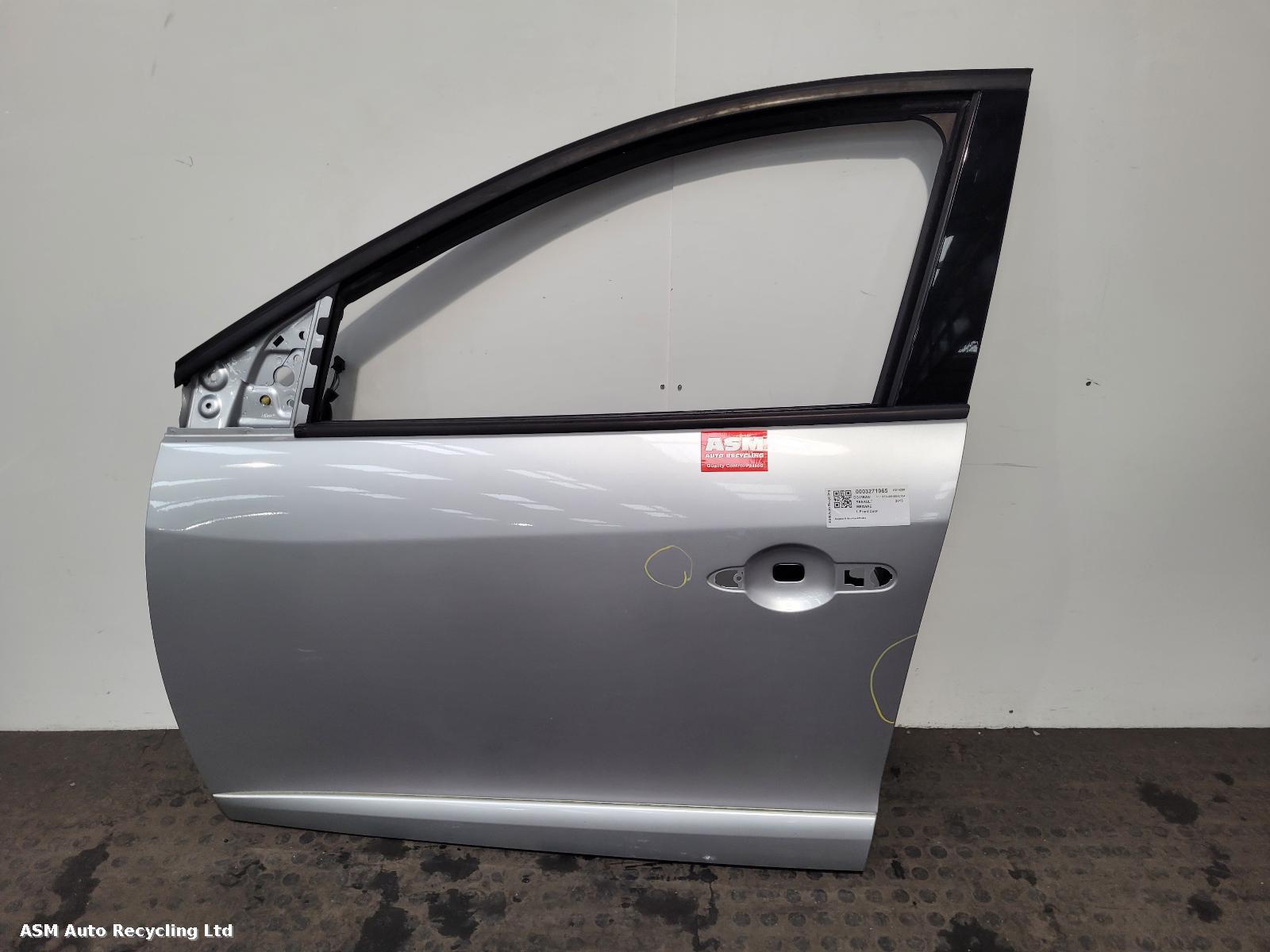 View Auto part L Front Door Renault Megane 2013