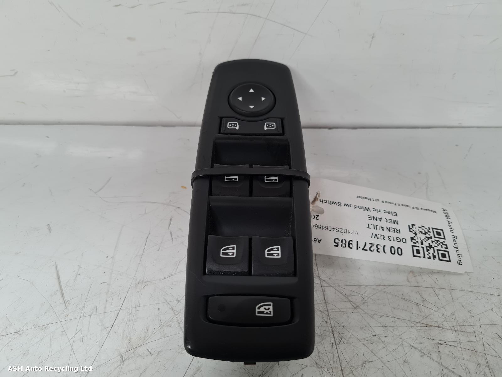 View Auto part Elect. Window Switch Renault Megane 2013
