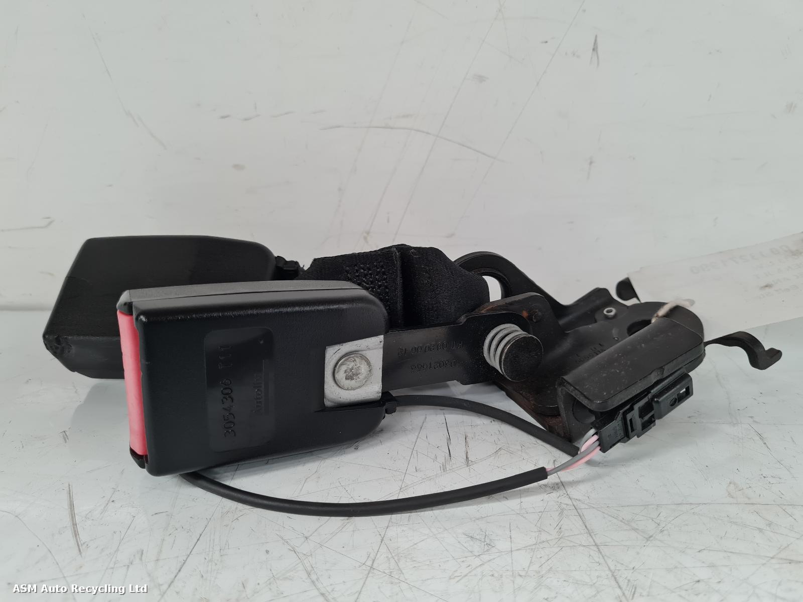 View Auto part Seat Belt Renault Megane 2013