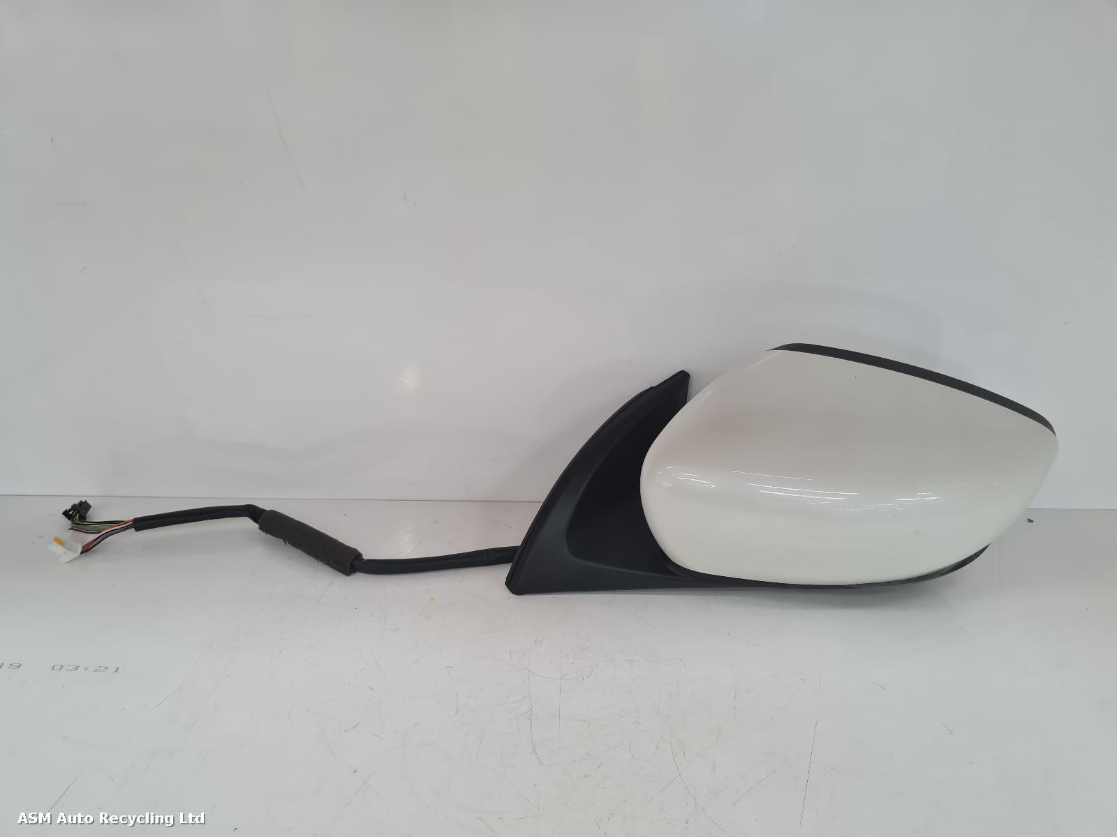 View Auto part L Door Mirror Nissan Leaf 2023