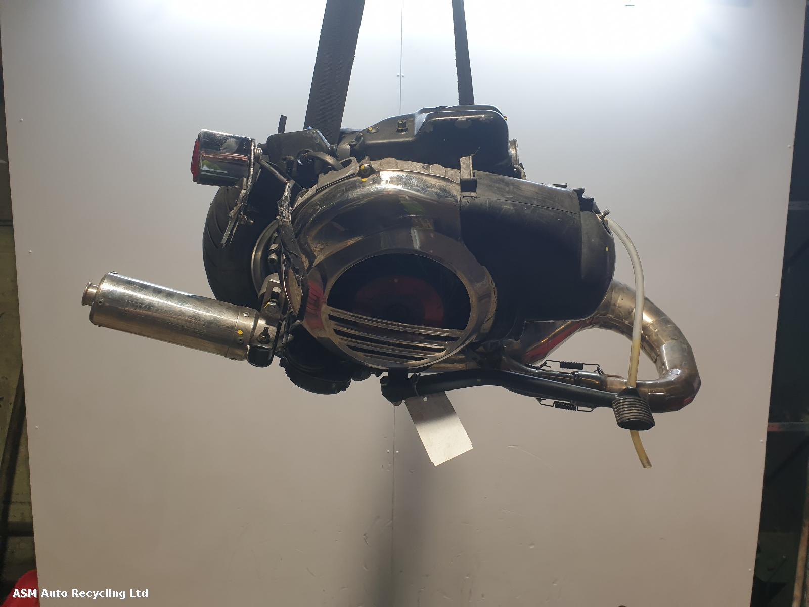 View Auto part Engine Piaggio Vespa 1983