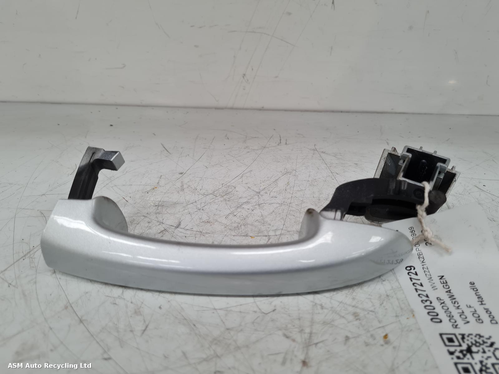 View Auto part Door Handle Volkswagen Golf 2010