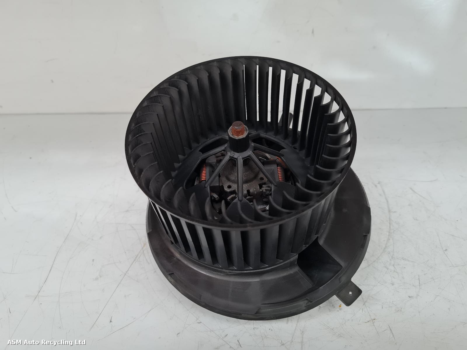 View Auto part Heater Motor/Assembly Volkswagen Golf 2010