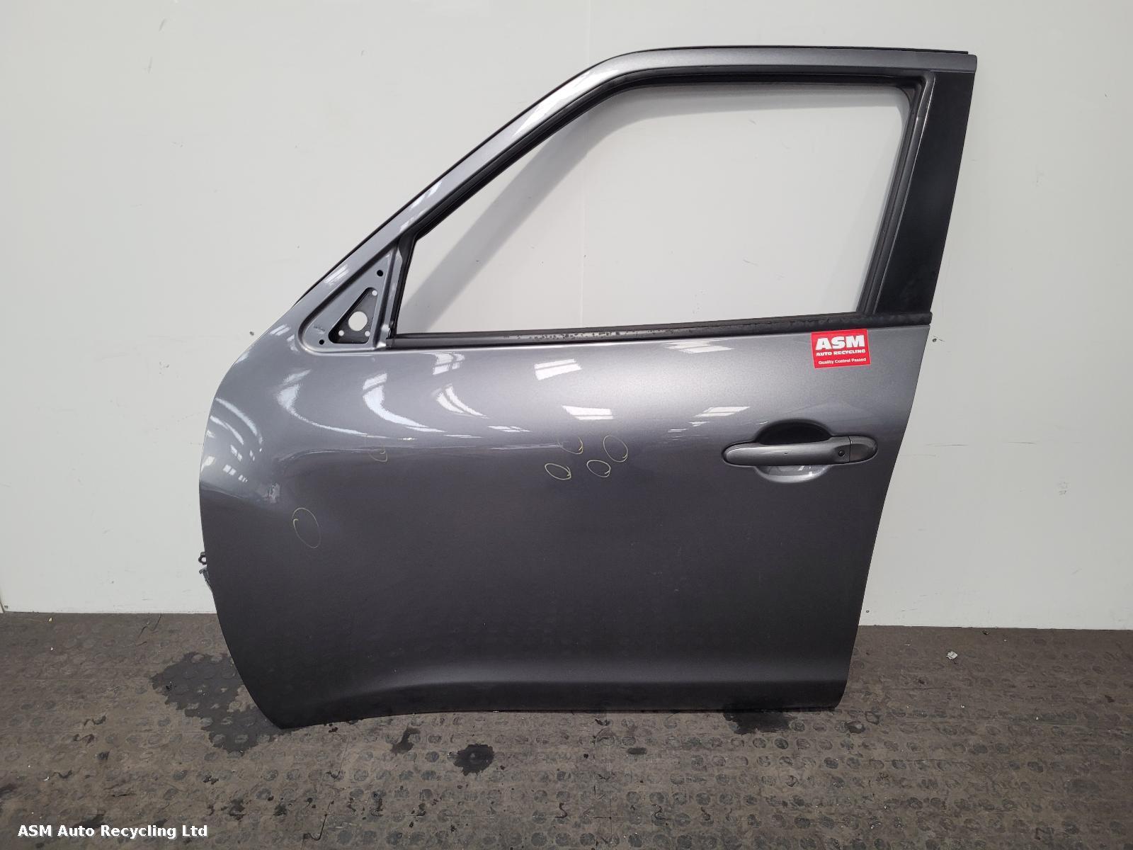 View Auto part L Front Door Nissan Juke 2014