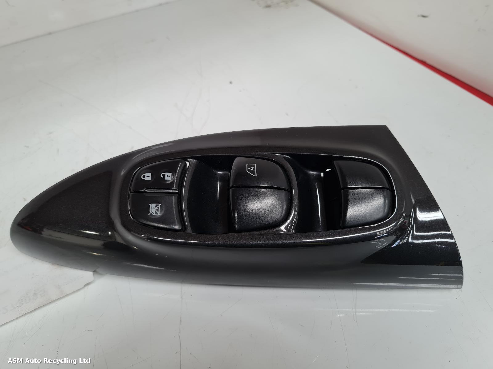 View Auto part Elect. Window Switch Nissan Juke 2014