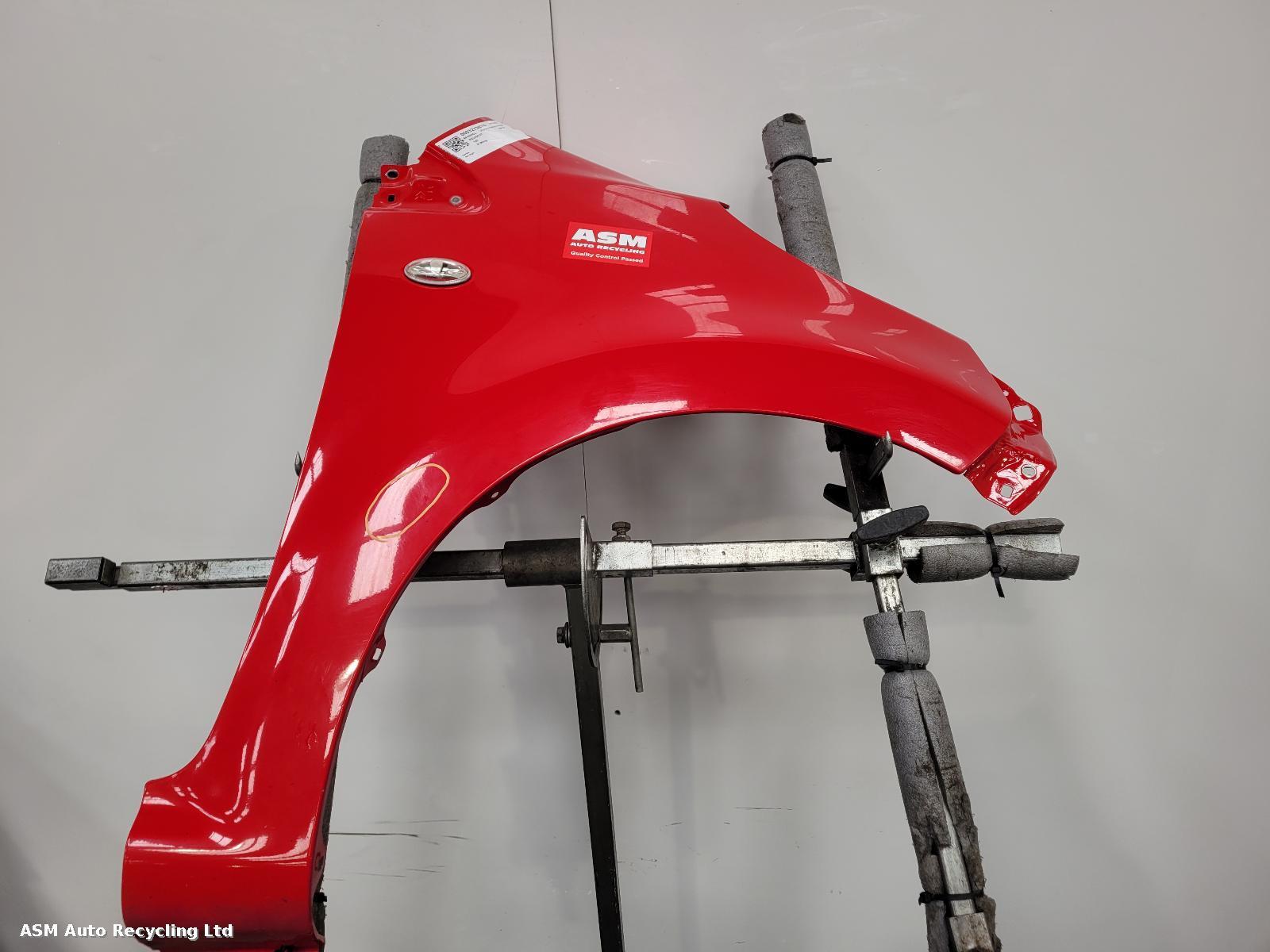 View Auto part R Wing Peugeot 107 2014