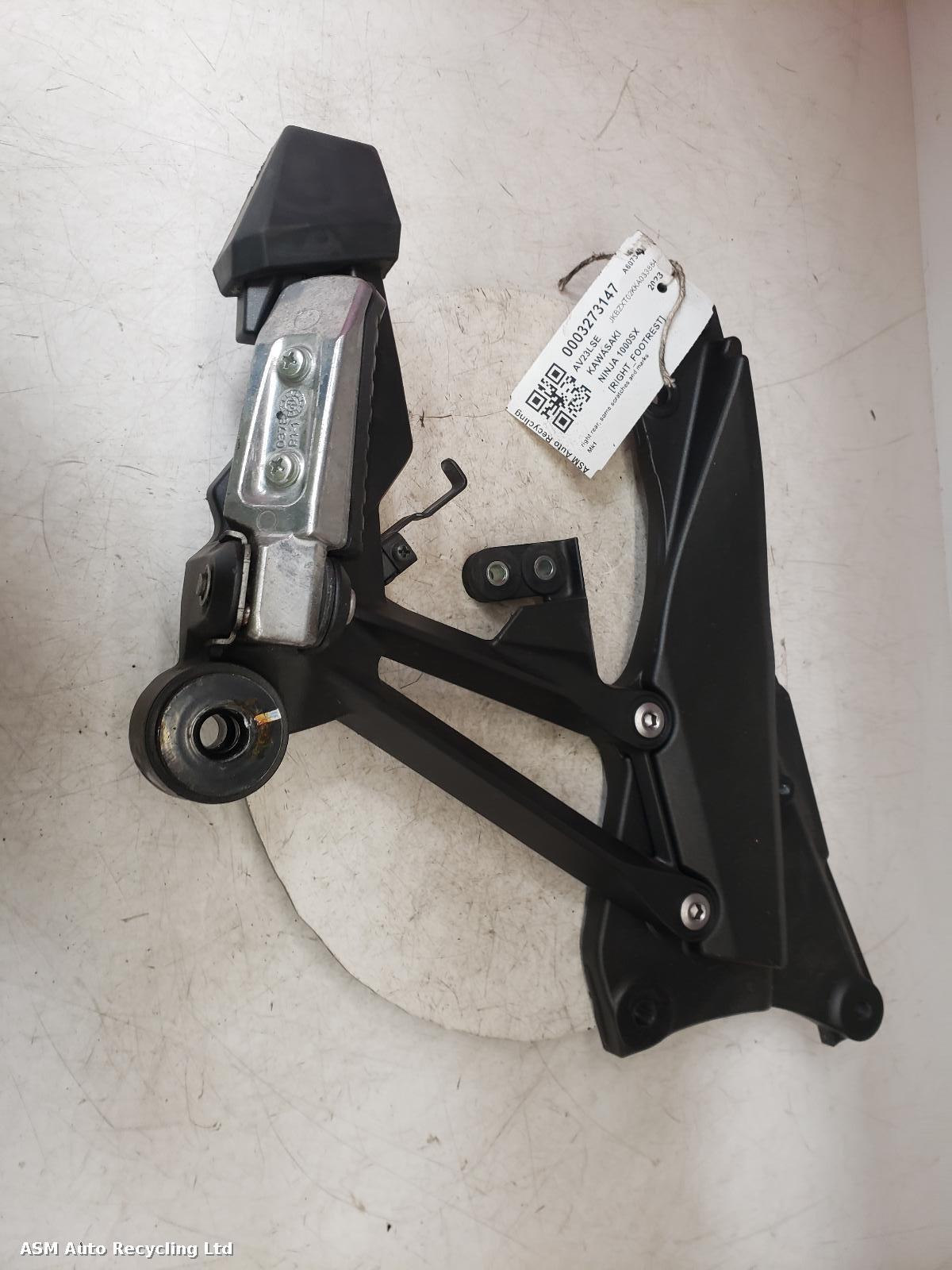 View Auto part Right Footrest Kawasaki Ninja 1000sx 2023