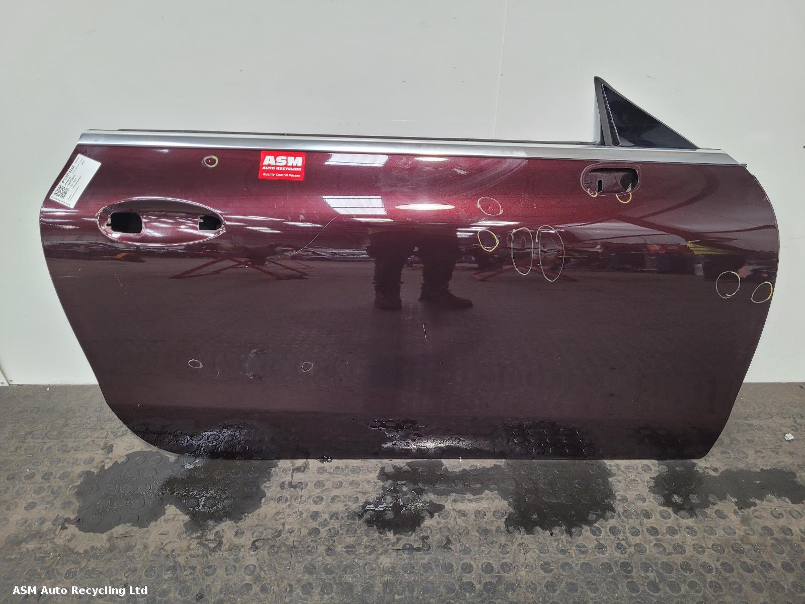 View Auto part R Front Door Mercedes E Class 2019