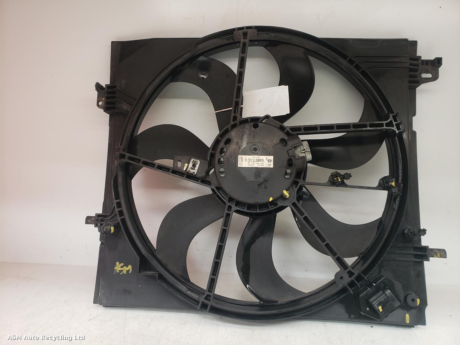 View Auto part Engine Cooling Motor Nissan Qashqai 2015