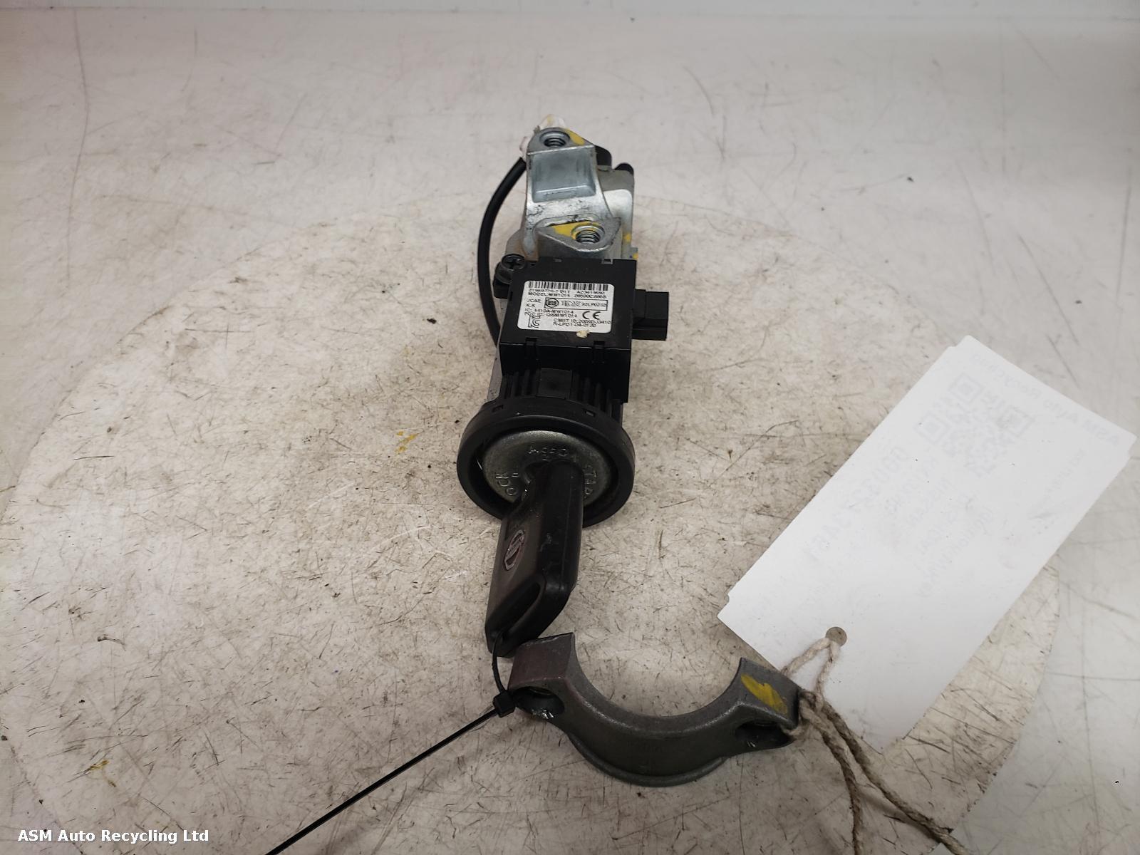 View Auto part Ignition W/Key Nissan Qashqai 2013