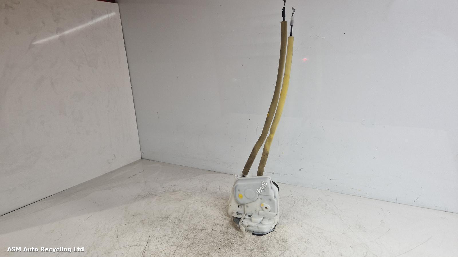 View Auto part Door Lock Assembly Mazda 2 2014