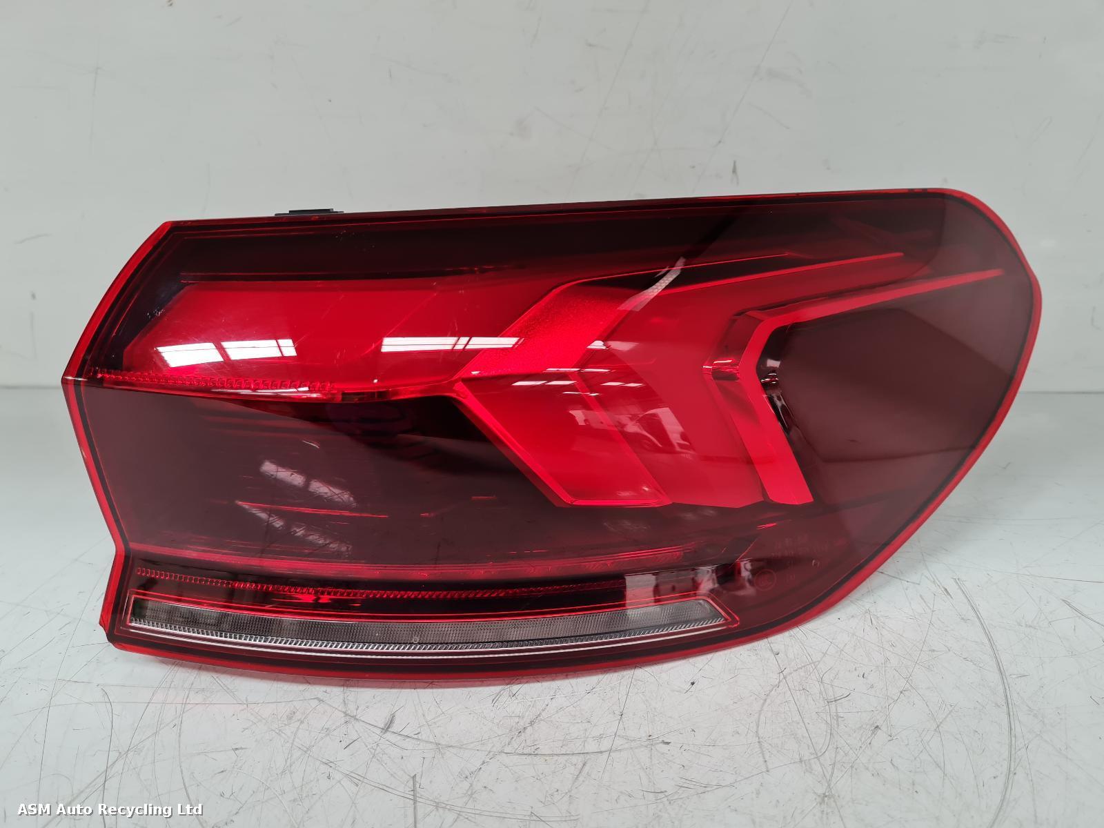 View Auto part R Taillight Audi Q6 E-tron 2025