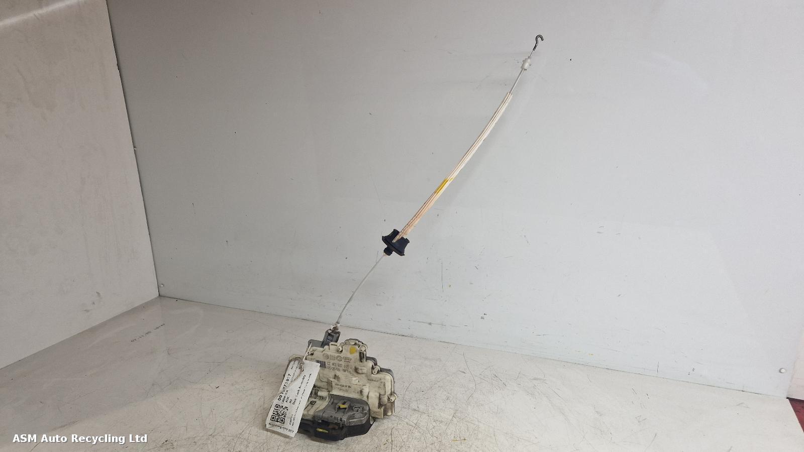 View Auto part Door Lock Assembly Audi A3 2009