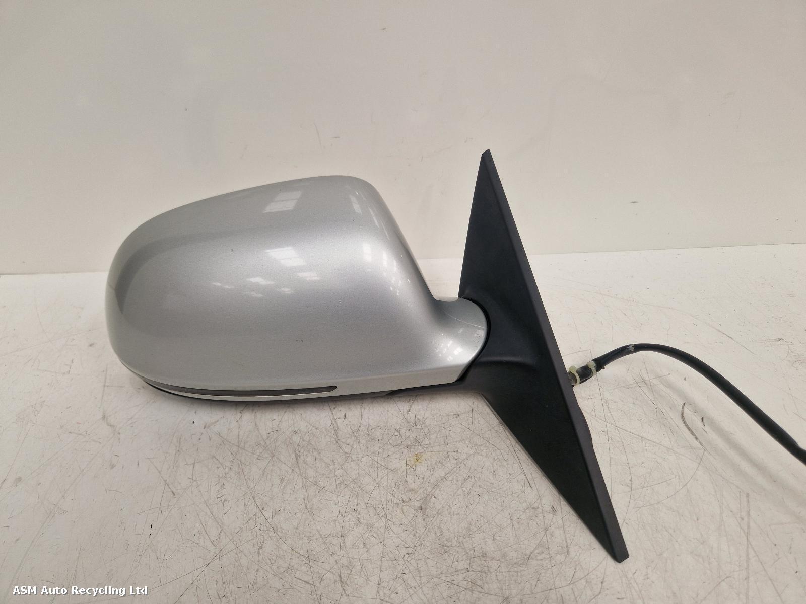 View Auto part R Door Mirror Audi A3 2009