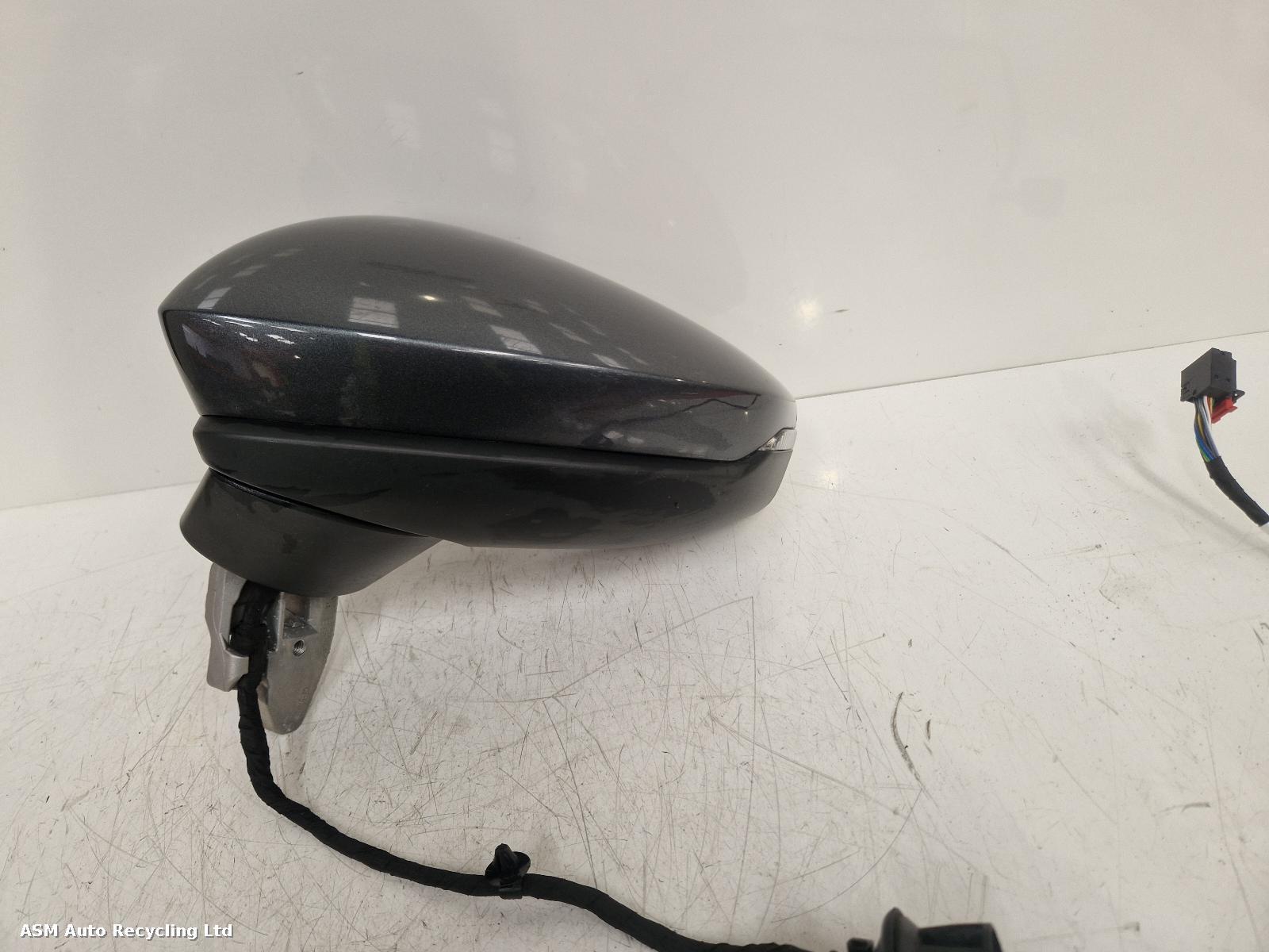 View Auto part L Door Mirror Audi A3 2025