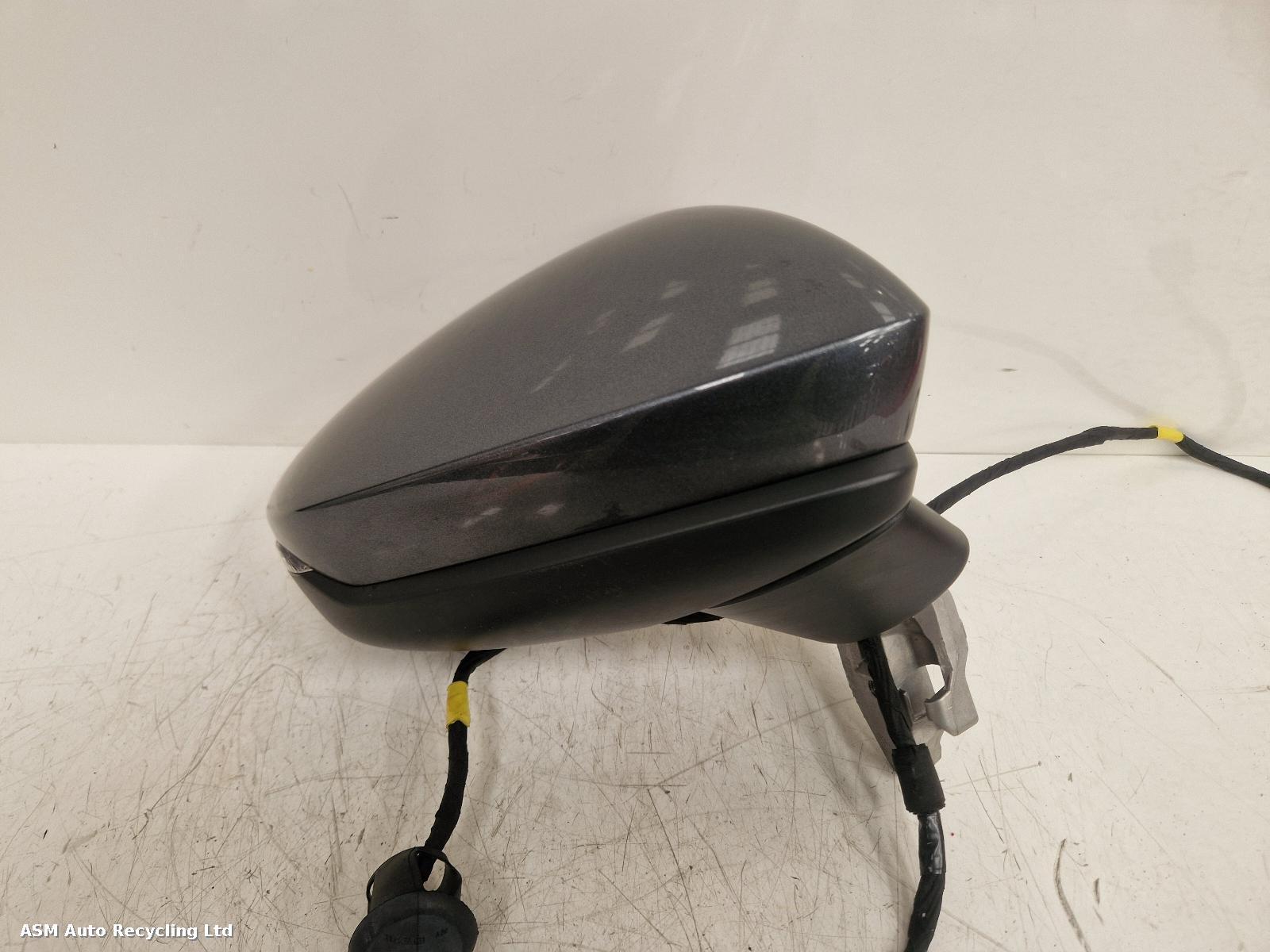View Auto part R Door Mirror Audi A3 2025