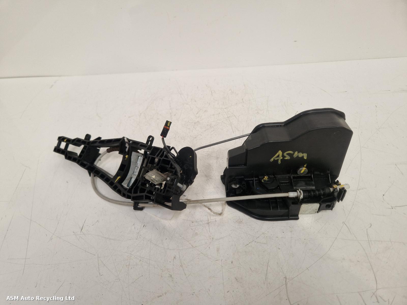 View Auto part Door Lock Assembly Bmw 4 Series 2014
