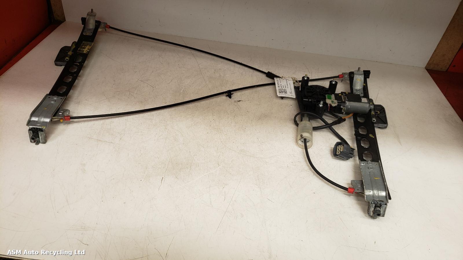 View Auto part LF Window Regulator Ford Focus 2008
