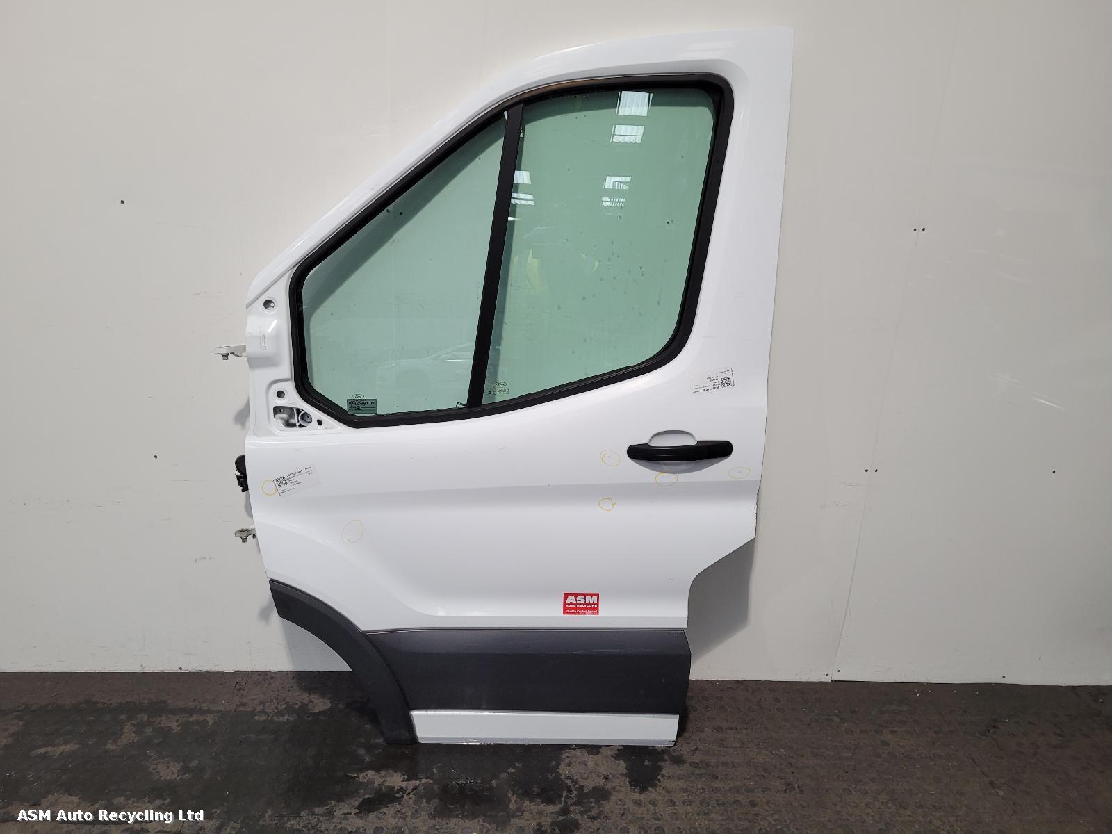 View Auto part L Front Door Ford Transit 2017