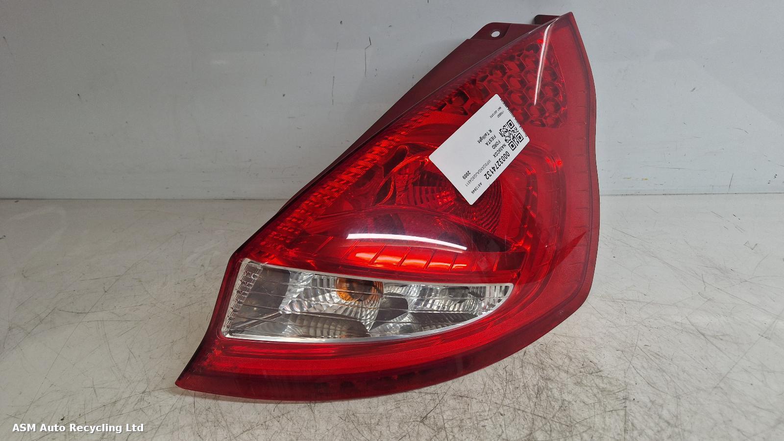 View Auto part R Taillight Ford Fiesta 2009