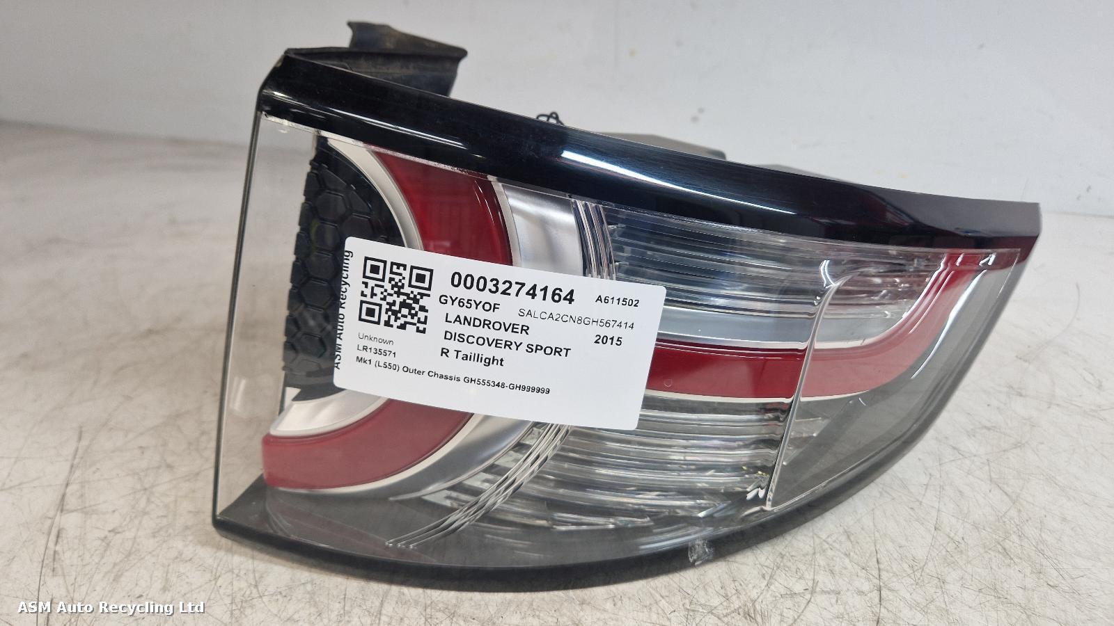 View Auto part R Taillight Land Rover Discovery Sport 2015