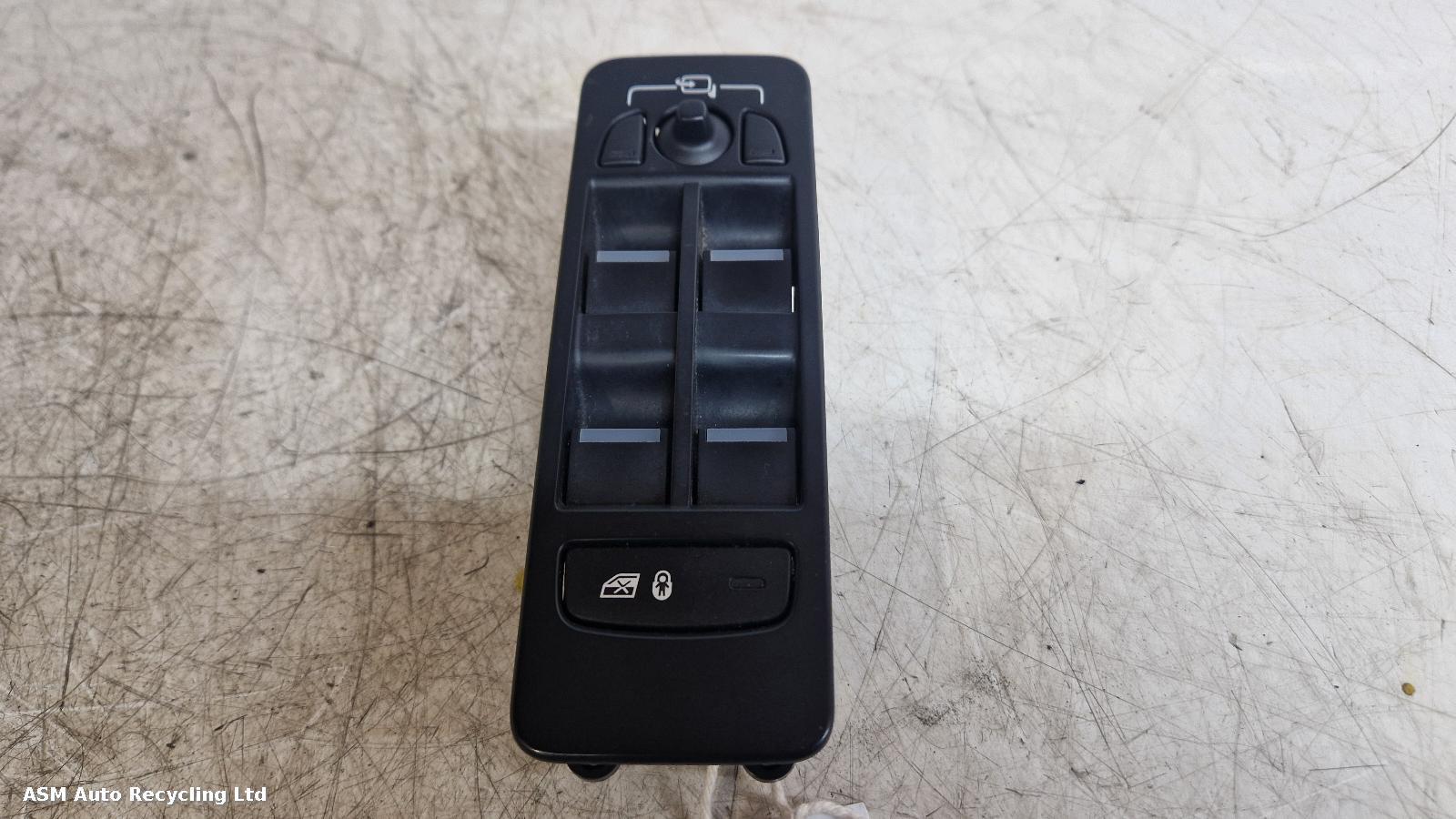 View Auto part Elect. Window Switch Land Rover Discovery Sport 2015