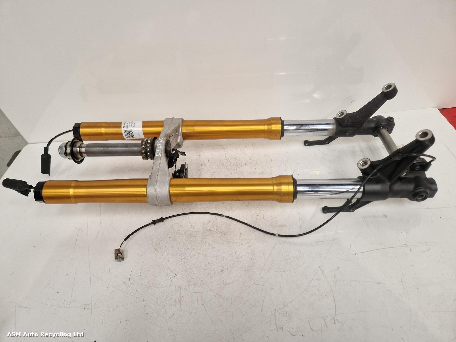 View Auto part FORKS Yamaha Tracer 9 Gt 2024