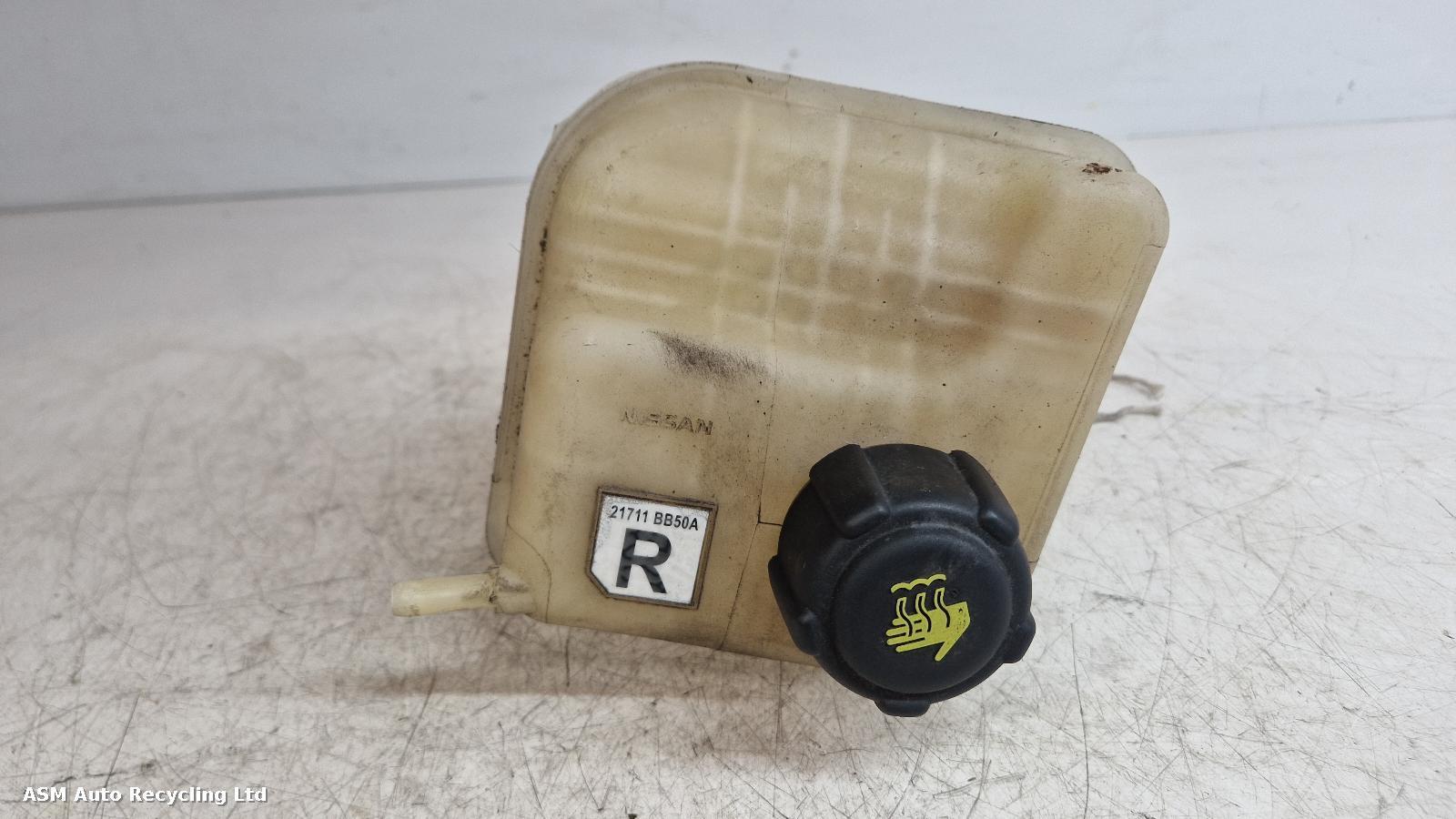 View Auto part Overflow Bottle Nissan Qashqai 2013