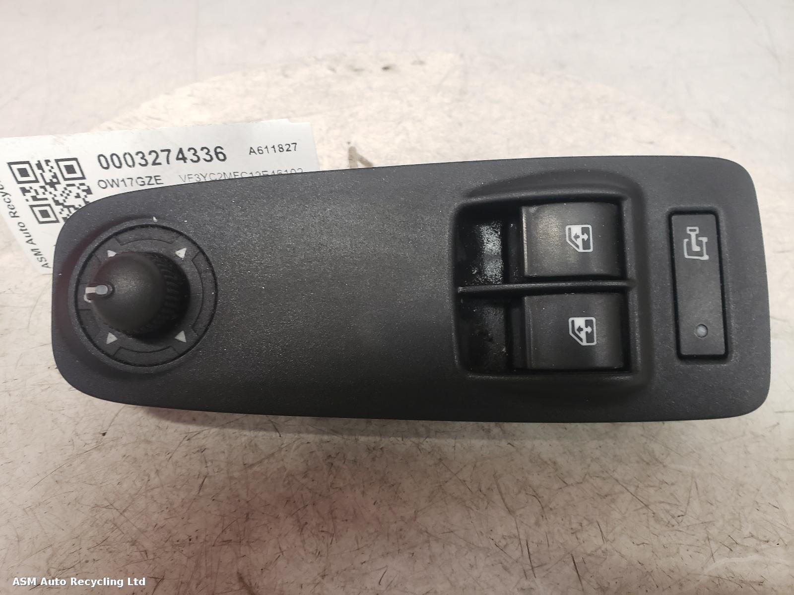 View Auto part Elect. Window Switch Peugeot Boxer 2017