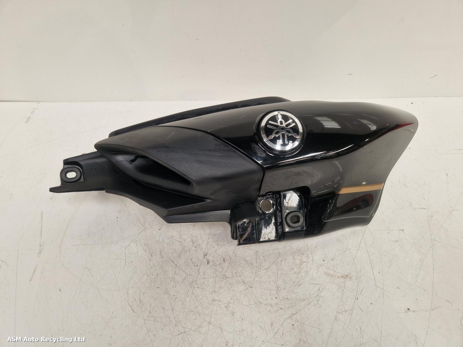 View Auto part Tank Trim Yamaha Tracer 9 Gt 2024