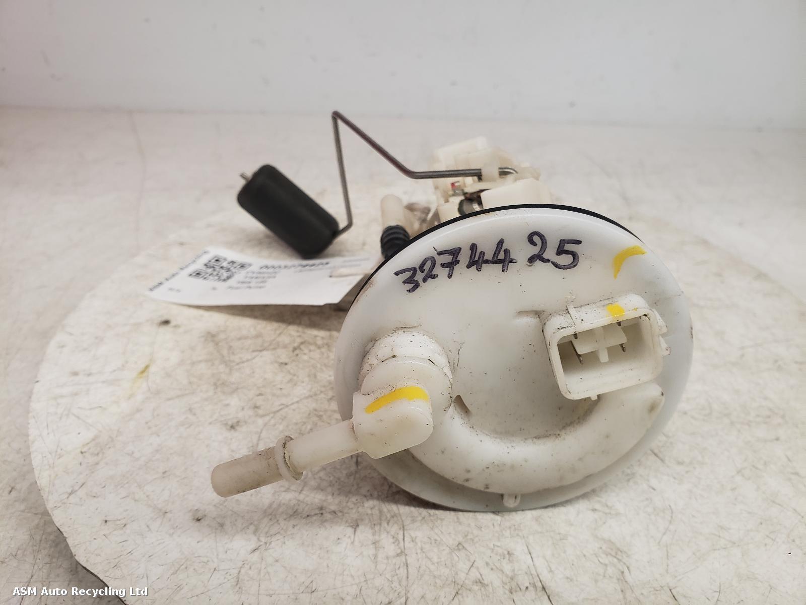 View Auto part Fuel Pump Yamaha Ybr 125 2008