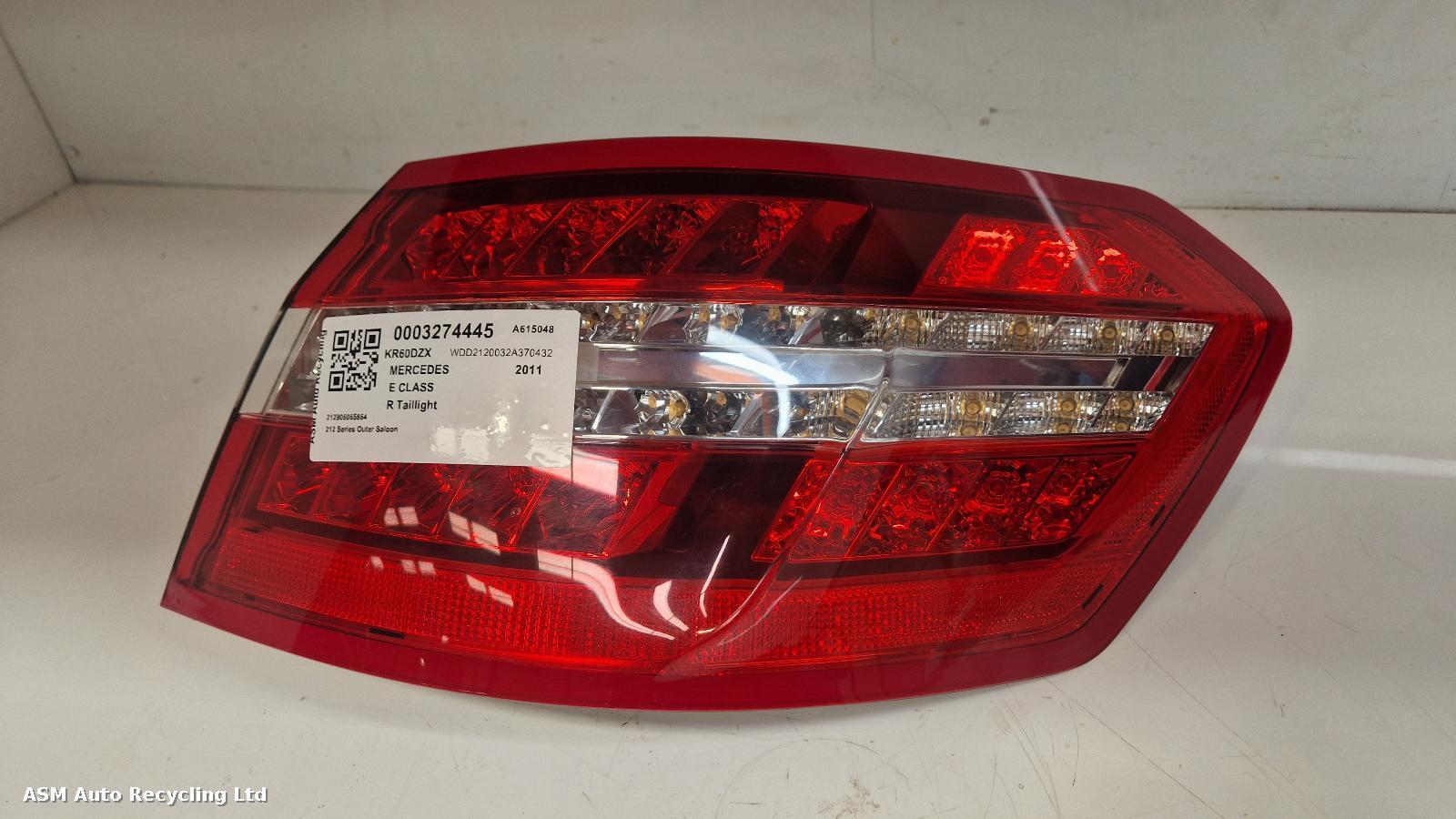 View Auto part R Taillight Mercedes E Class 2011