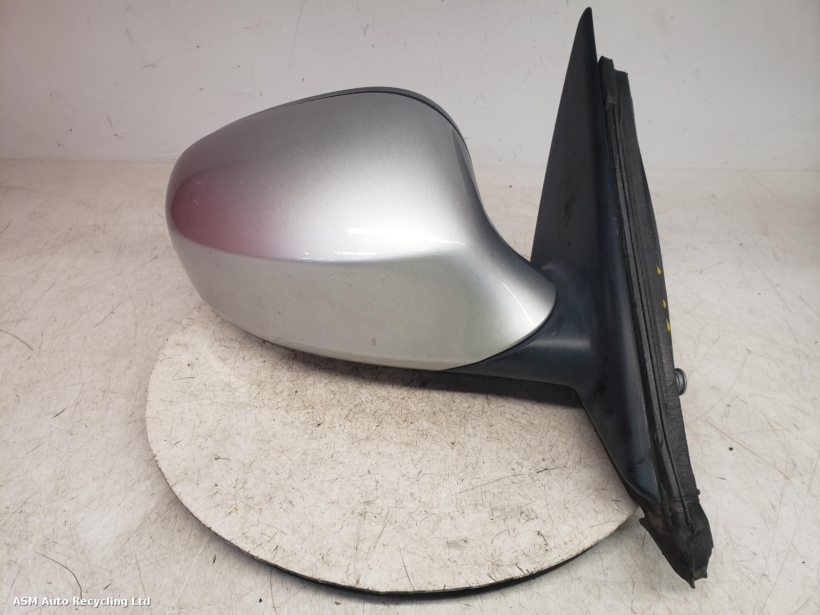 View Auto part R Door Mirror Bmw 3 Series 2011