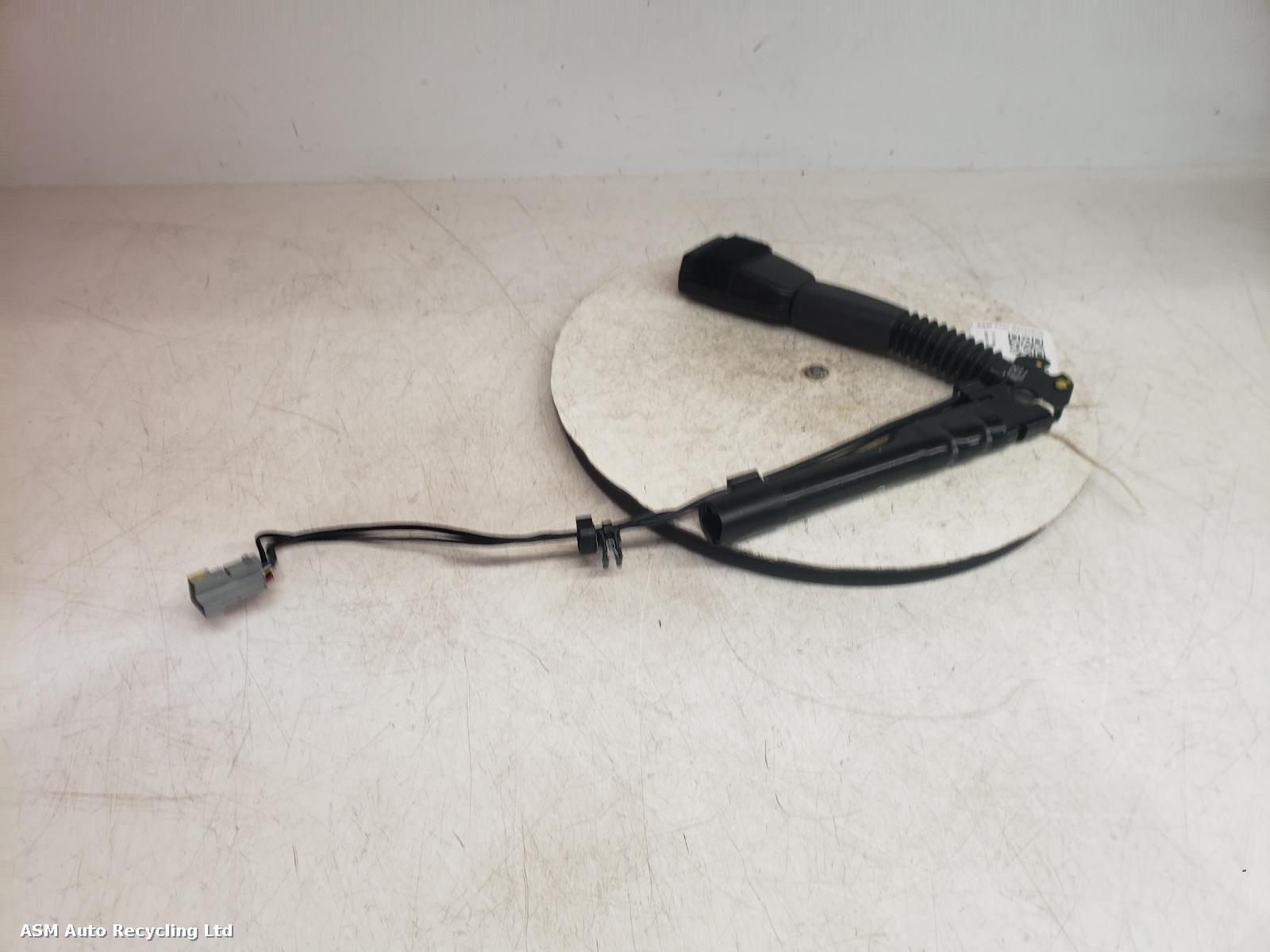 View Auto part Seat Belt Bmw 3 Series 2011