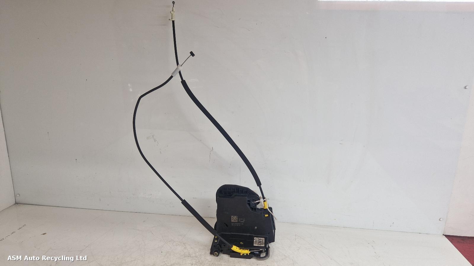 View Auto part Door Lock Assembly Vauxhall Astra 2017