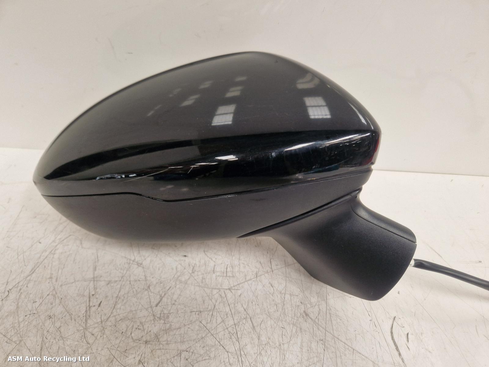 View Auto part R Door Mirror Vauxhall Astra 2017