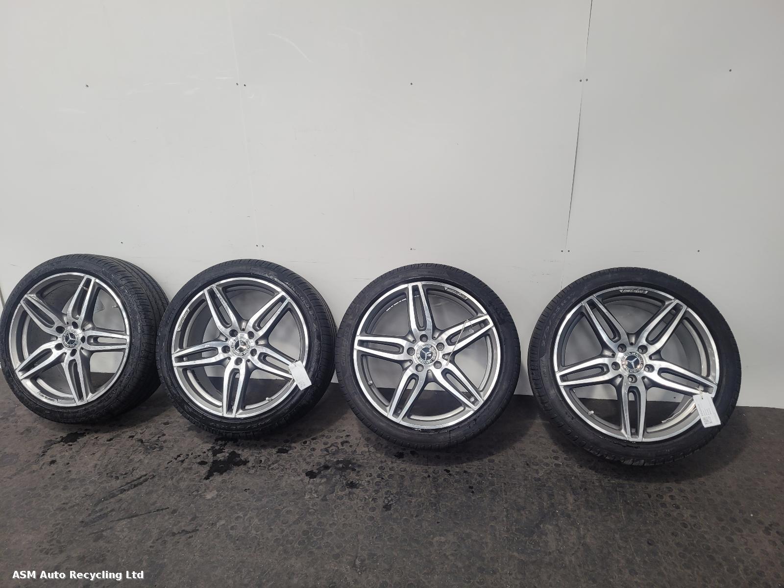 View Auto part Wheel Set Mercedes E Class 2019