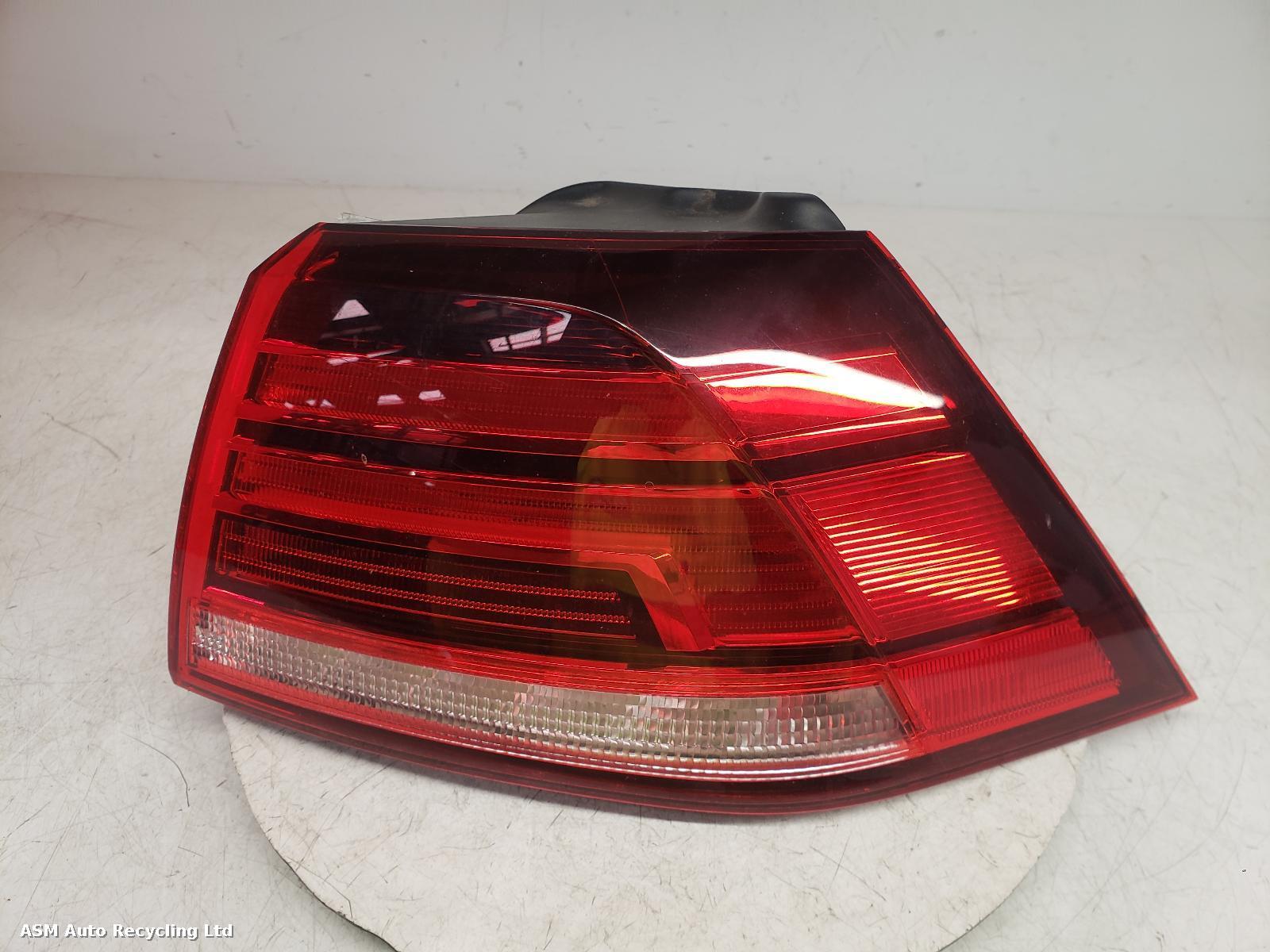 View Auto part R Taillight Volkswagen Golf 2019