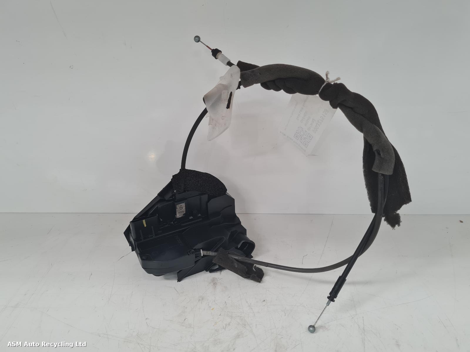 View Auto part Door Lock Assembly Nissan Qashqai 2012