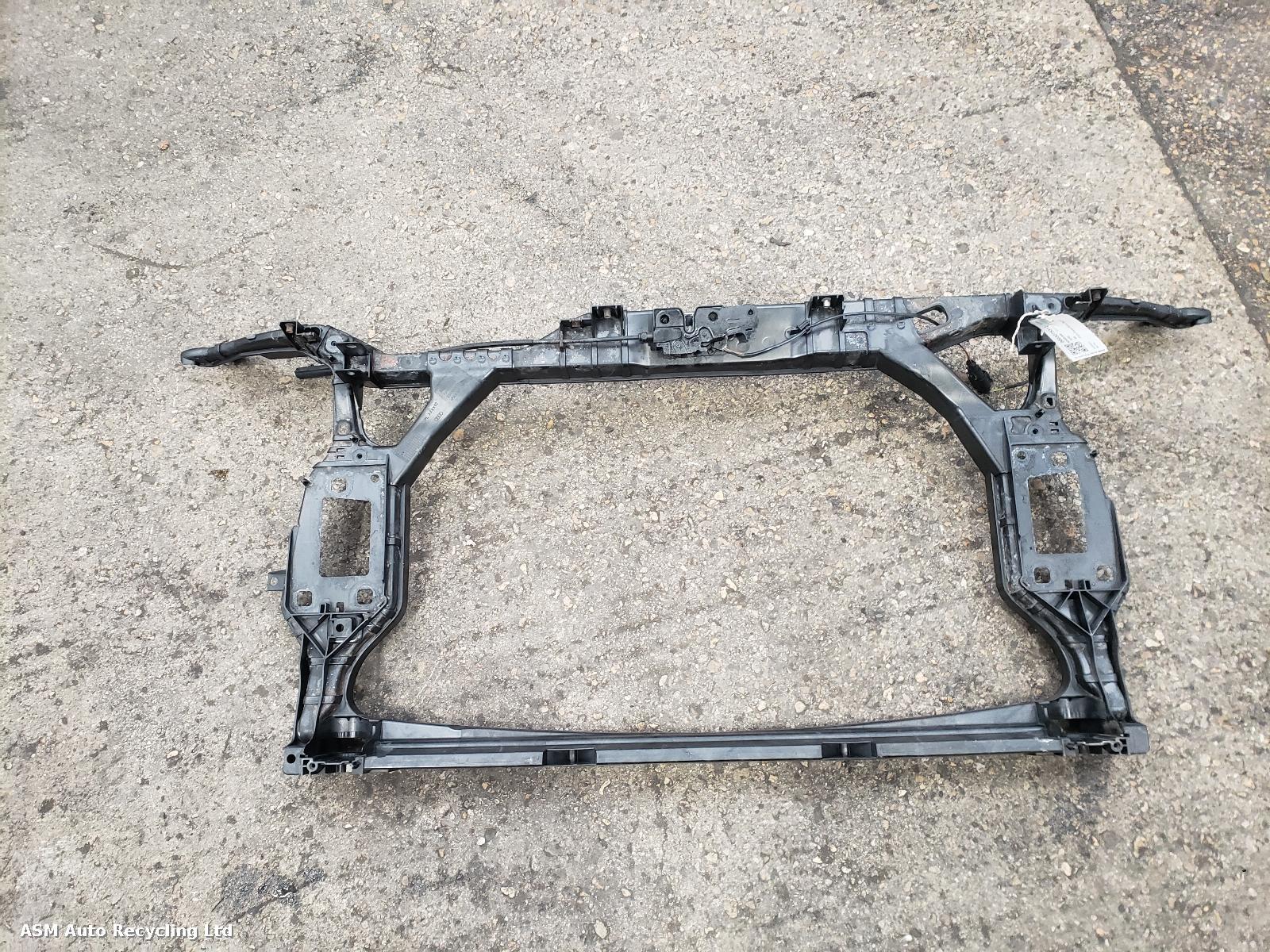 View Auto part Front Panel Audi A4 2008