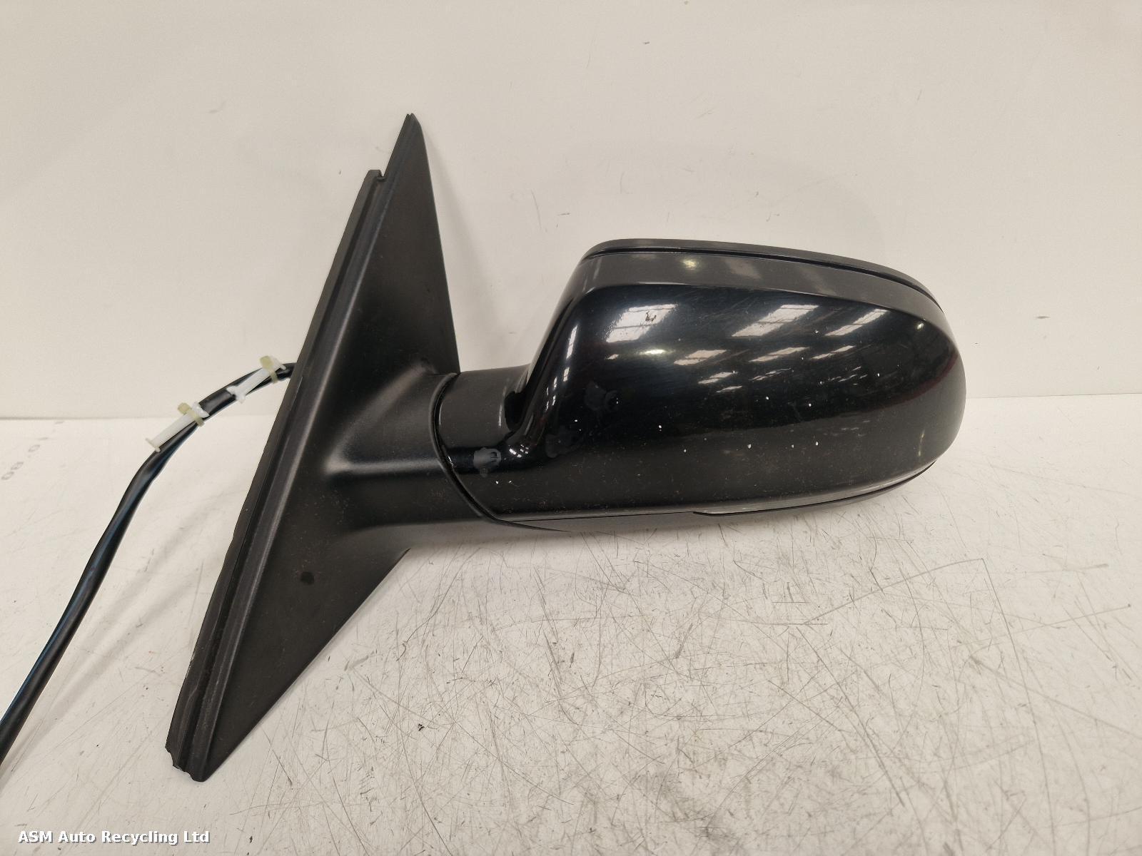 View Auto part L Door Mirror Audi A4 2012