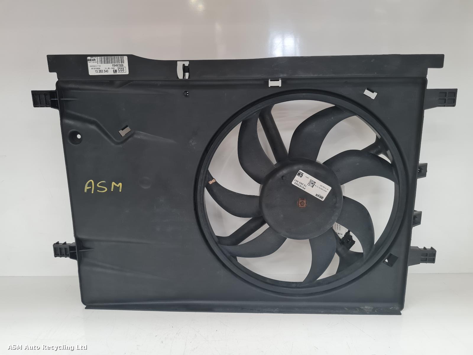 View Auto part Engine Cooling Motor Vauxhall Corsa 2014